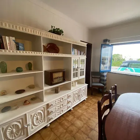 39 - Cantinho Do Mar Ferrel (Leiria)