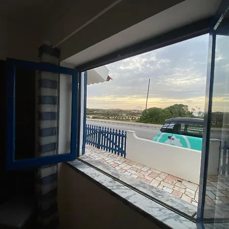 39 - Cantinho Do Mar * Ferrel (Leiria)