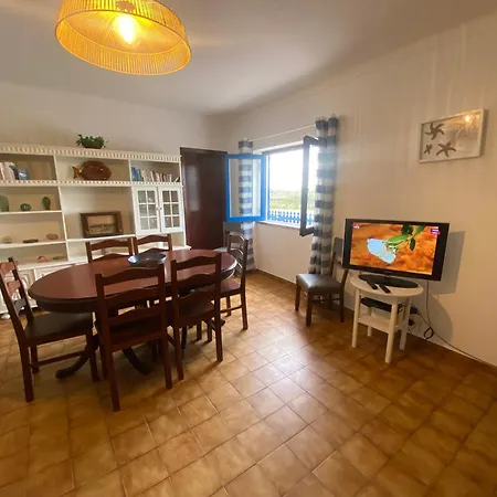 39 - Cantinho Do Mar بيت للعطل *